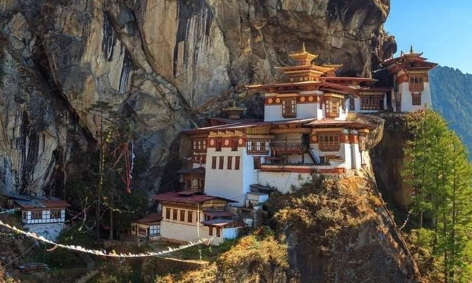 The Essence of Bhutan – 3 Nights 4 Days Bhutan Tour